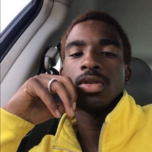 Meet your Posher, Giovanni